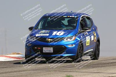 media/Jul-26-2025-Speed Ventures (Sat) [[fe569e6cf0]]/Yellow Group/Grapevine/